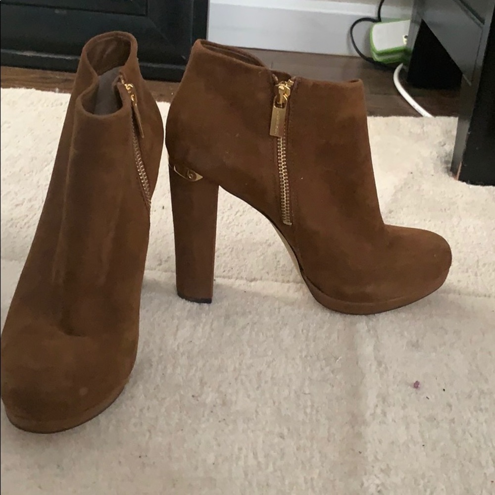 Michael Kors Tan booties